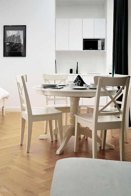 Gemuetliches Und Modernes 34m² * Wenen