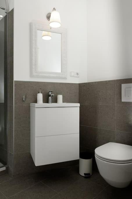 Gemuetliches Und Modernes 34m² Appartement